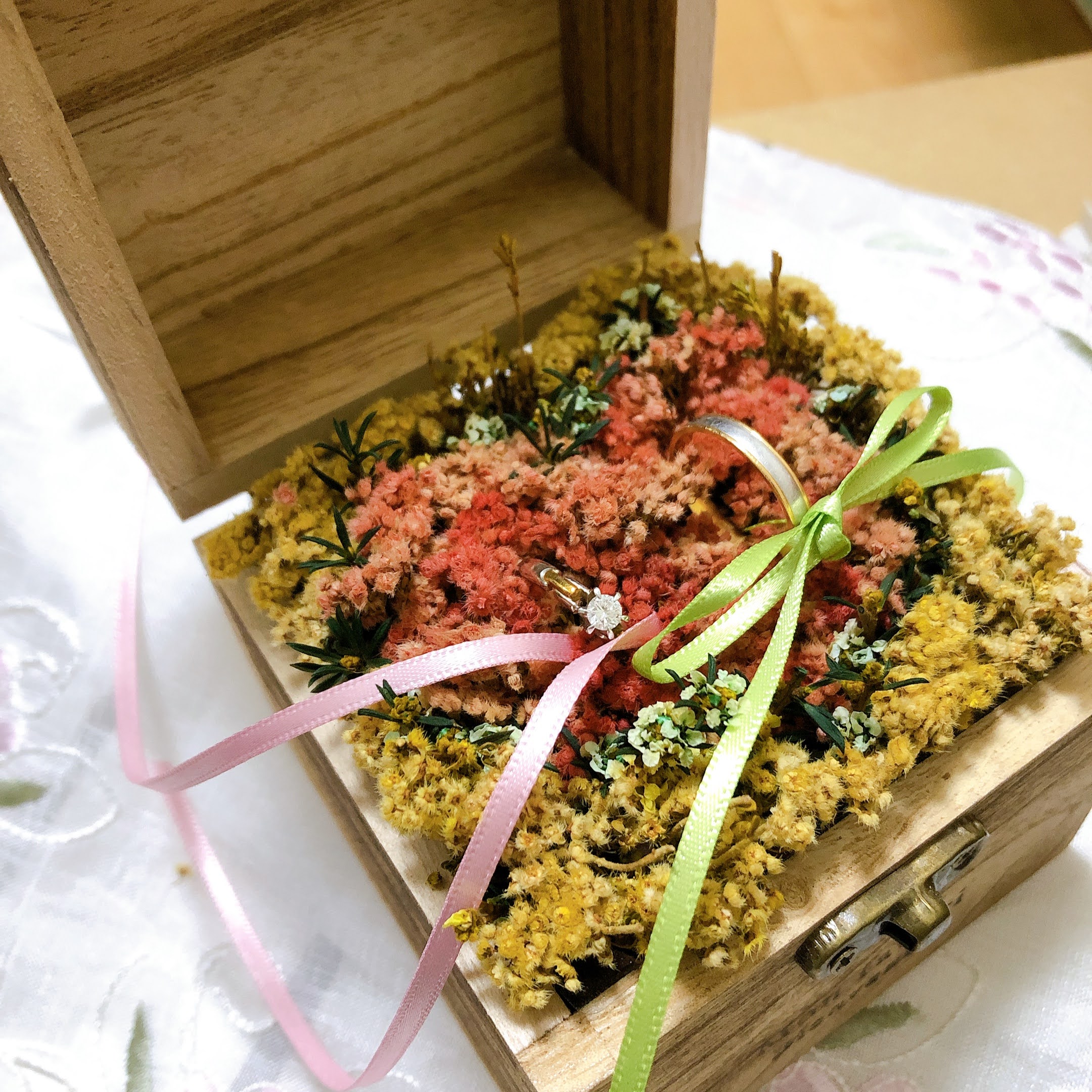 ワイルドフラワーでリングピロー