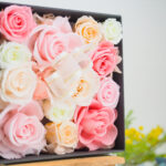 男性が花（プリザーブドフラワー）をプレゼントしたいと思う心理って？」